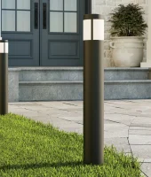 16265bkt30-landscape-round_bollard-detail-day-pdpprimary-wideroom-lgleft-1080x1080-1-webp